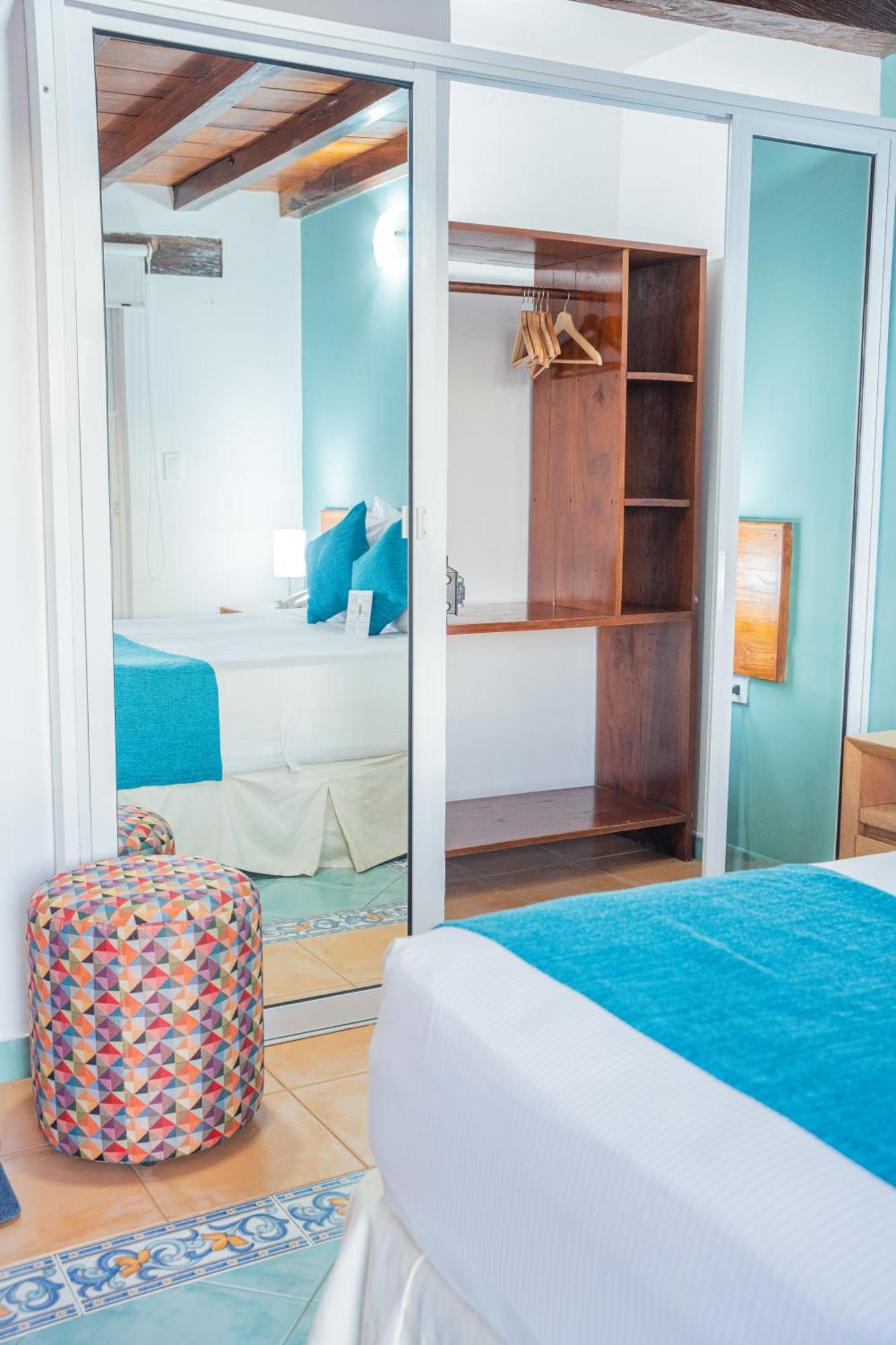 Hotel 3 Banderas Cartagena Exteriér fotografie