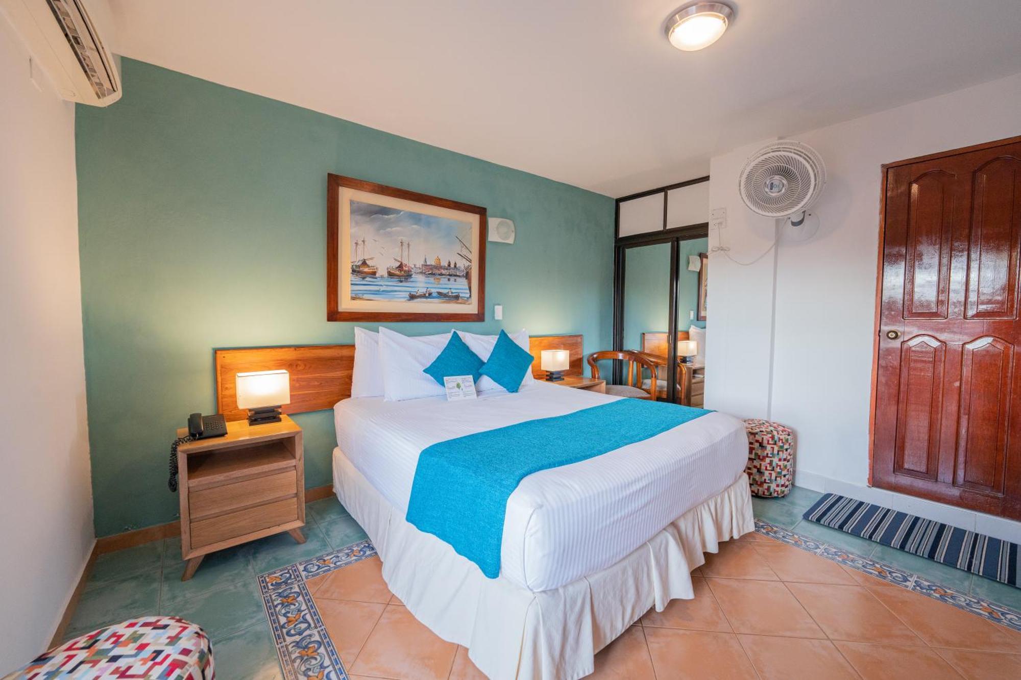 Hotel 3 Banderas Cartagena Exteriér fotografie